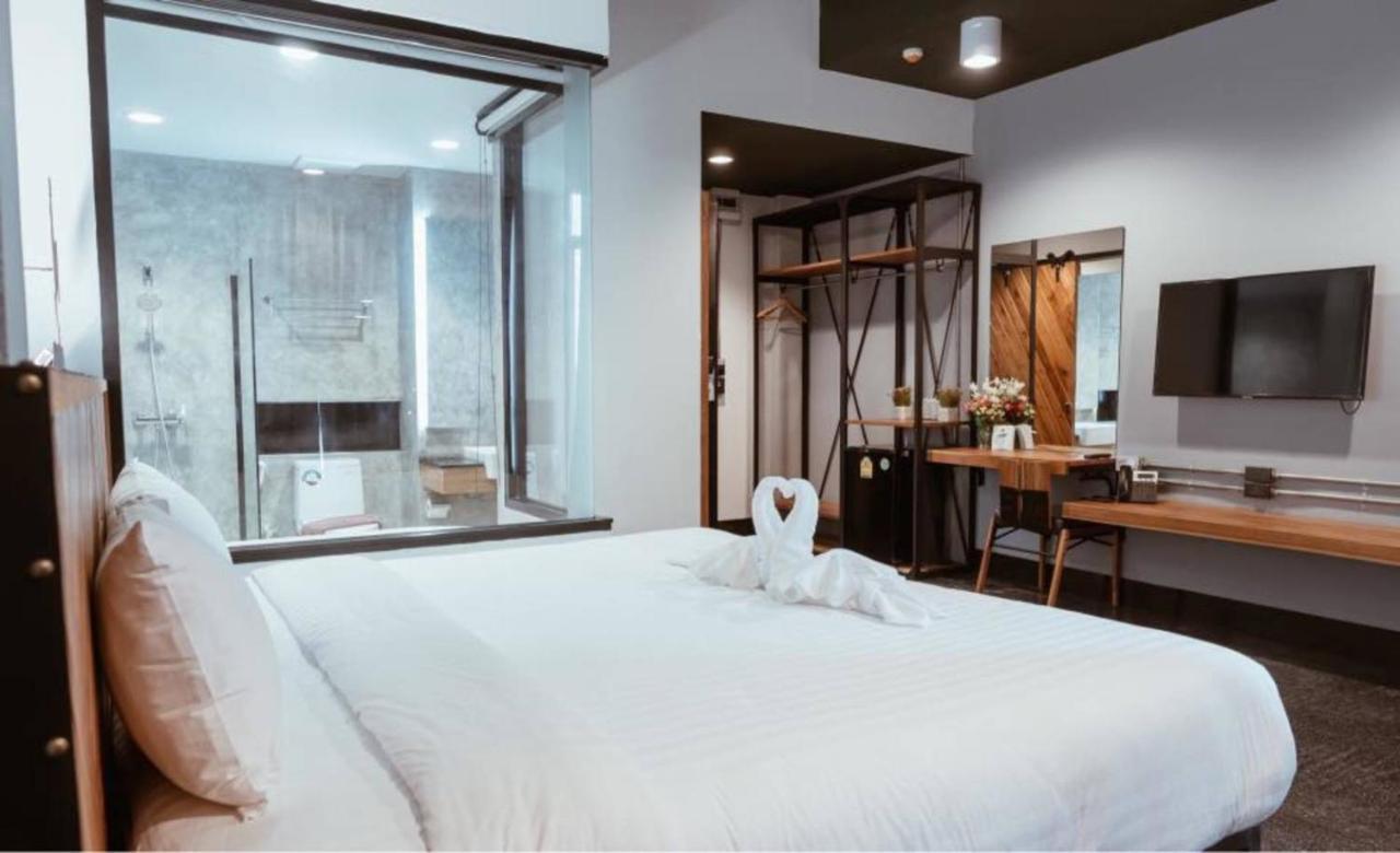 Ou Hotel Phitsanulok Ngoại thất bức ảnh